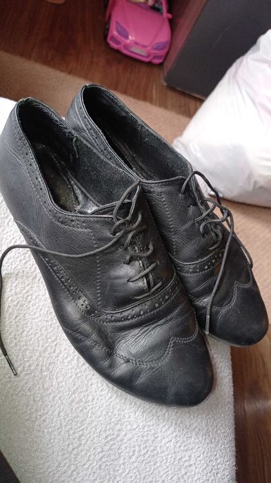 Дамски обувки номер 39