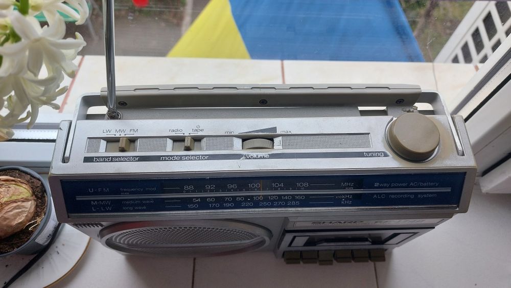 radiocasetofon sharp GF-1740