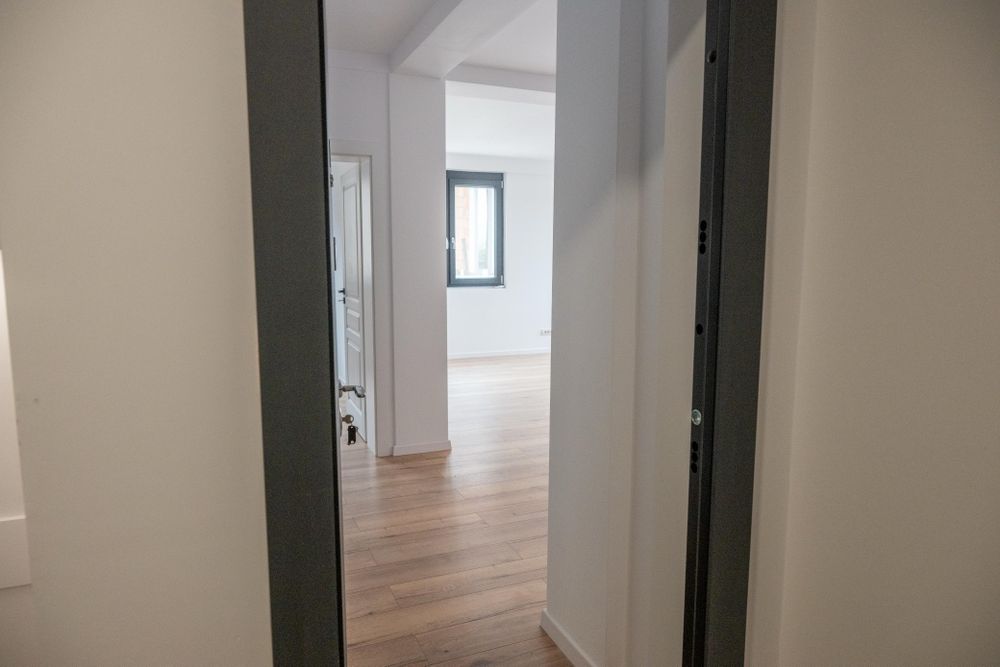 Apartament 2 camere de inchiriat, Dumbravita, cladire birouri
