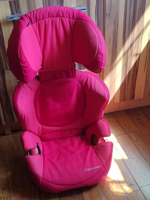 Детское автокресло.
