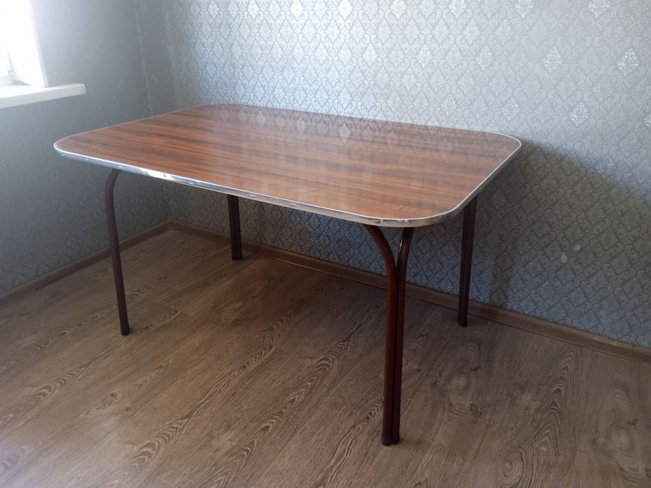 Стол больше продаю