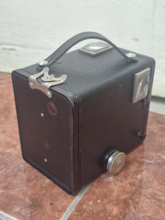 Aparat foto Kodak Brownie box camera