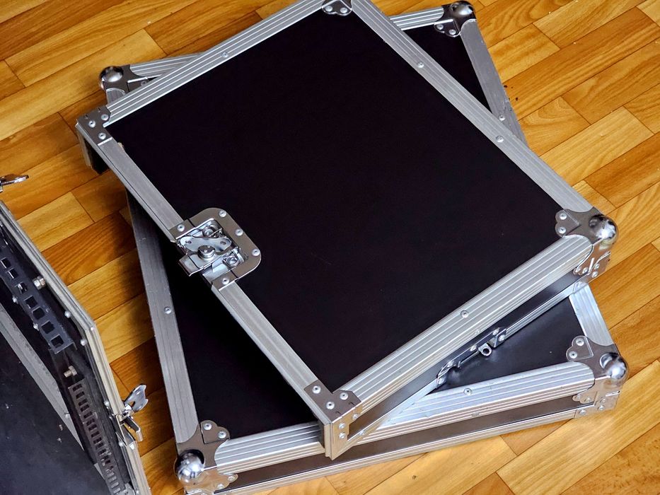 Туровый кейс для микшера и усилителей