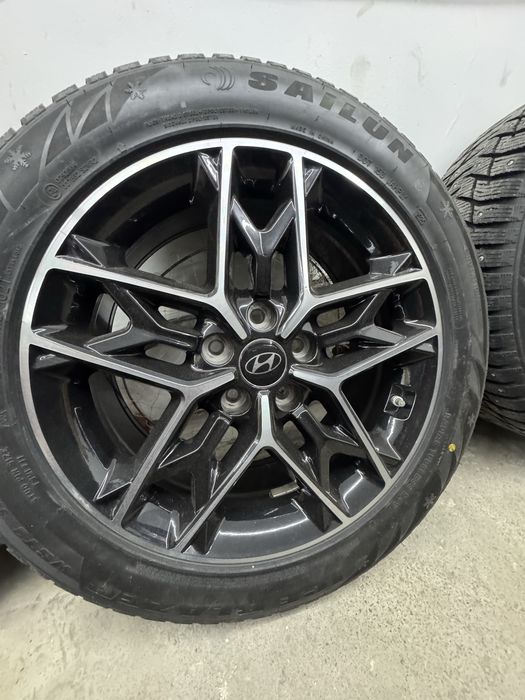 Продам диски с резиной от Туксон