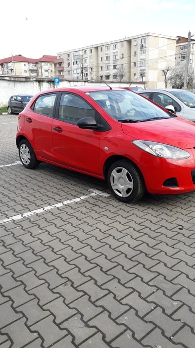 Mazda 2 recent adusa