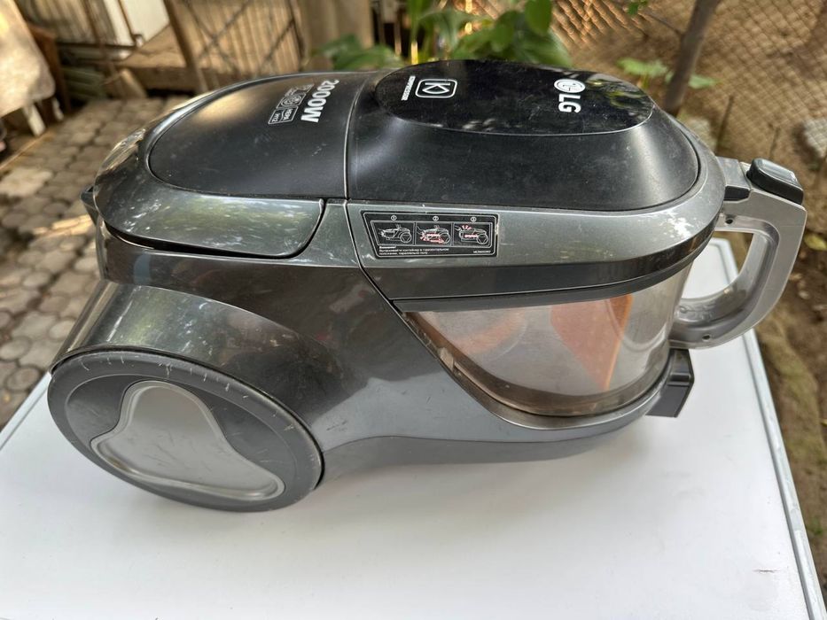 Пылесос LG ideal 2000w