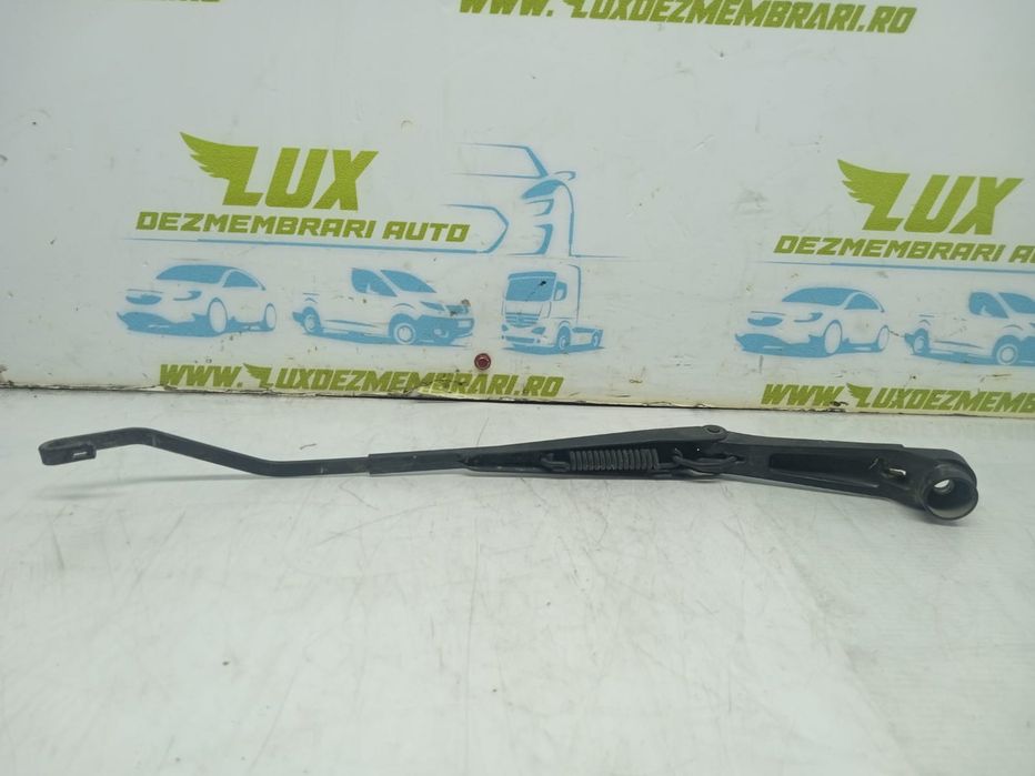 Brat stergator parbriz dreapta Mitsubishi Pajero Sport 1 (1996 - 2005)