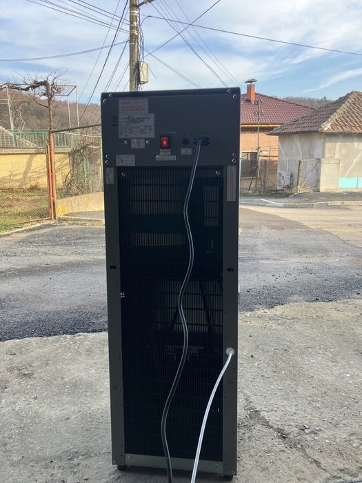 Диспенсър пречиствател на вода