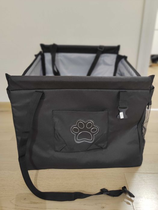 Водоустойчива транспортна чанта за кучета за автомобил