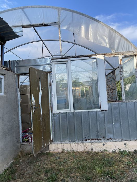 Продам теплицу с отоплением
