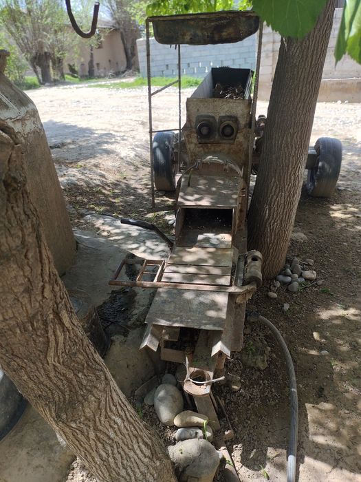 Gʻisht zavodi sotiladi