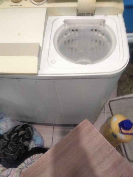 Продам стиральную машинку