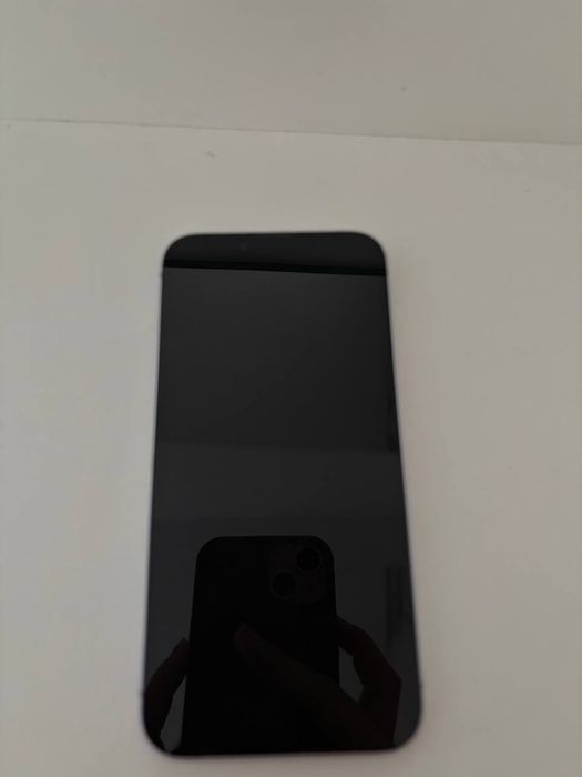Продам Iphone 14