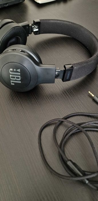 Слушалки JBL E45BT ON-EAR