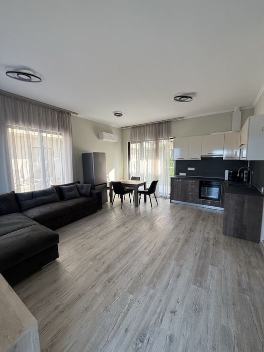 Дава се под наем Къща в Бургас, Сарафово - 116 кв.м за 1200 € - Снимка #2