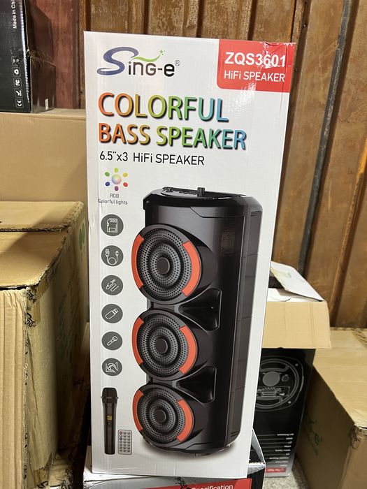 Boxa cu 3 difuzoare si microfon karaoke