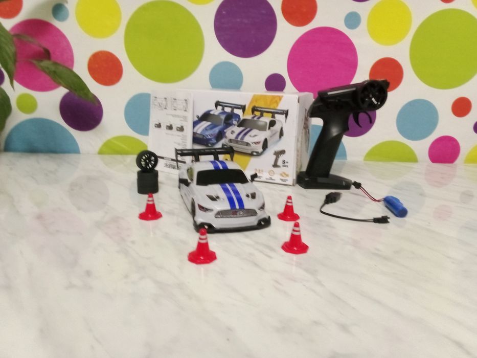 Машина на пульте управлений