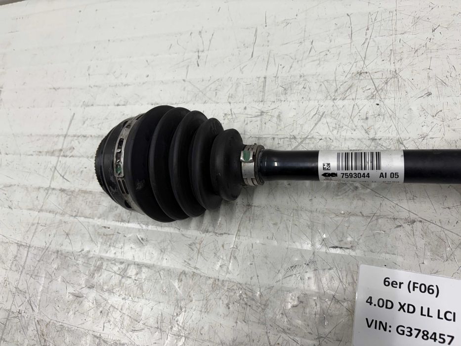 Предна дясна полуоска БМВ Ф10 Ф11 Ф06 Ф12 Ф13