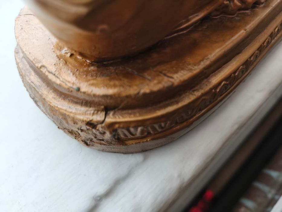 Продам часы настольные