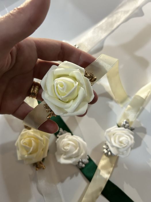 Сватбени бутониери