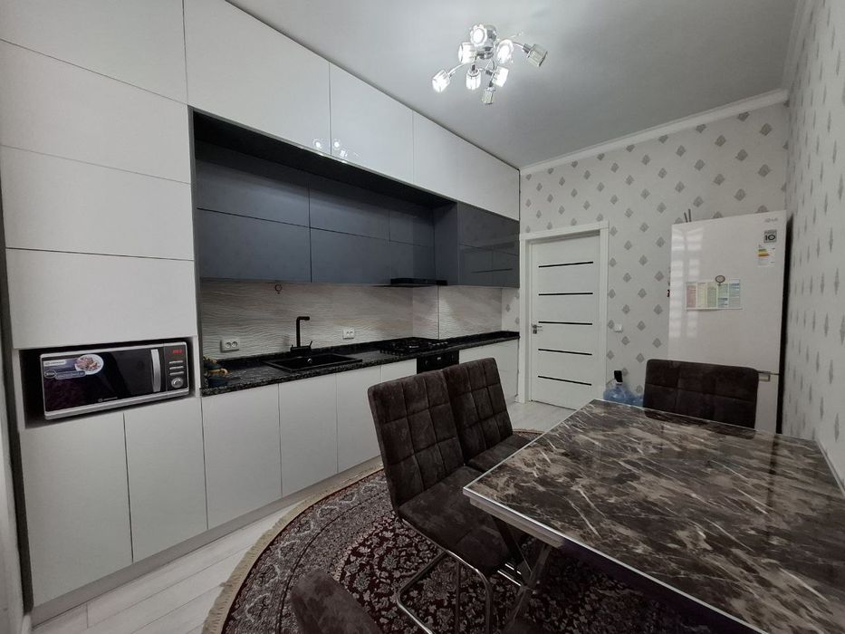 Сдается новостройка посуточная  квартира на юнусабаде цена от 300.000