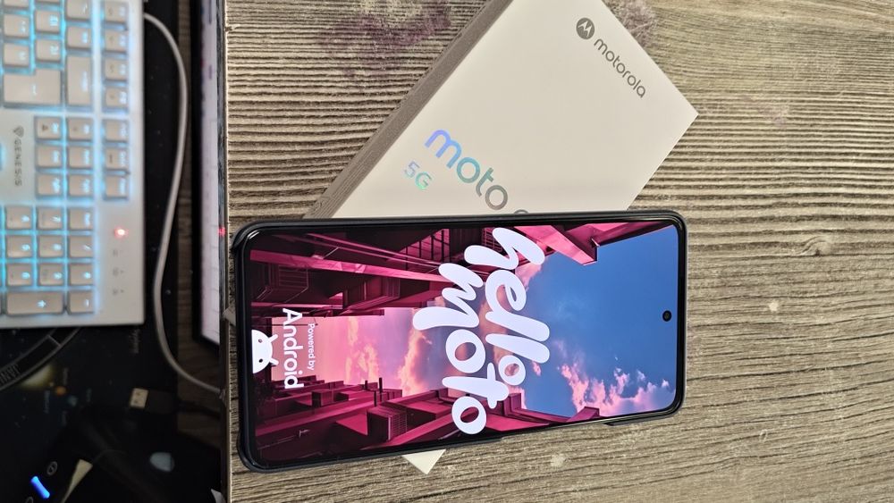 Moto G83 5G / 256GB