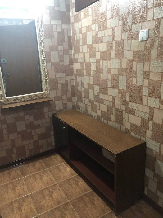 Аренда Юнусабад  8кв 1ком переделана в 2х ком