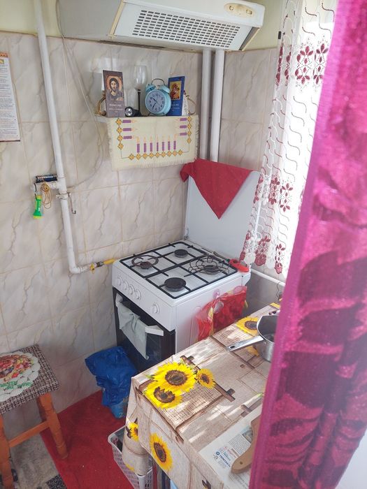 Vând Garsoniera Vest