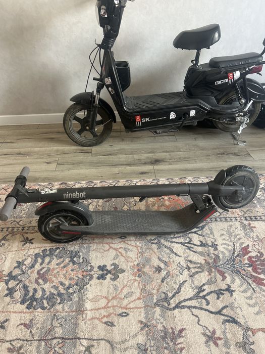 Продам электросамокат