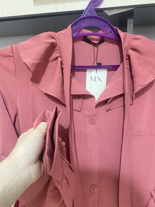 Платье длинное с ремешком новая