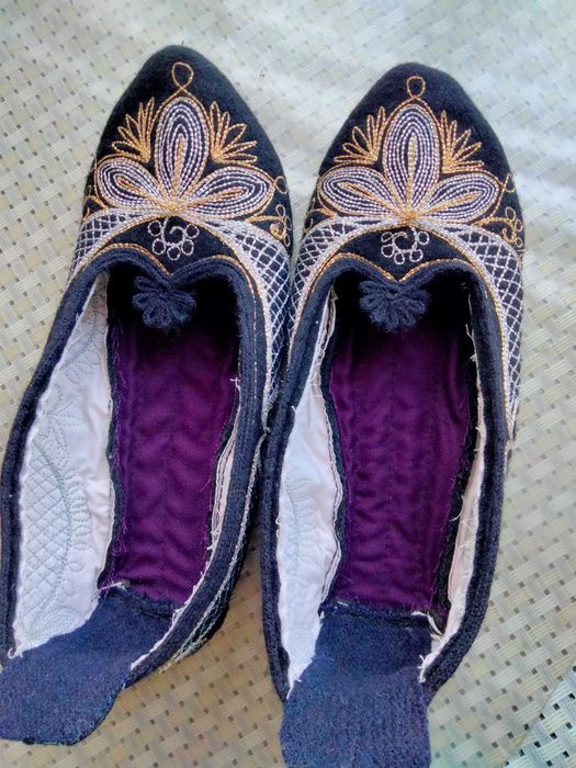 Родопски терлици и пантофи