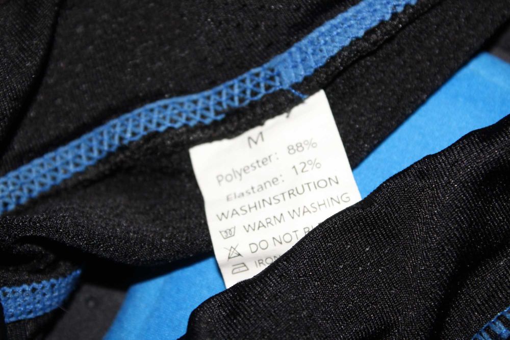 Черен къс клин за колоездене