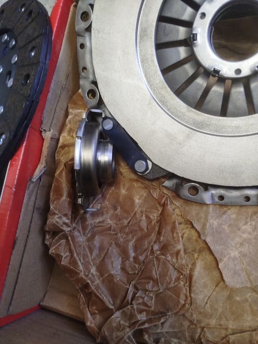 Продам комплект сцепления