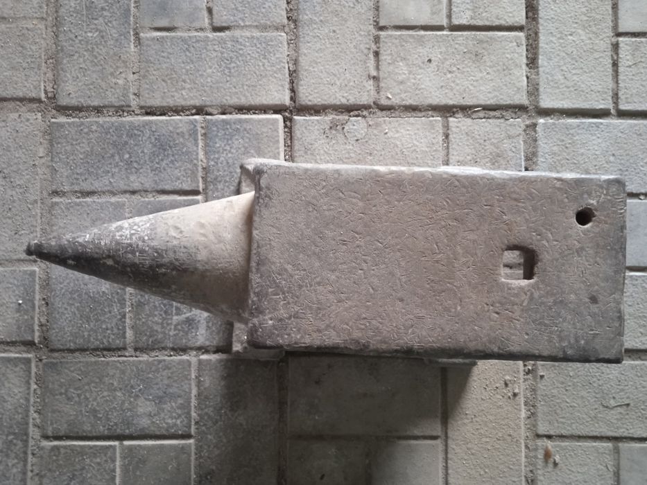 Наковальня кузнечная