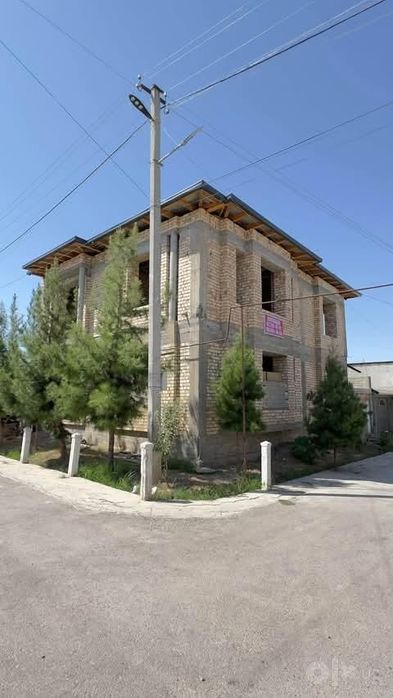 Qizg'aldoq mahallada joylashgan Orienttir Zamona to'yxona