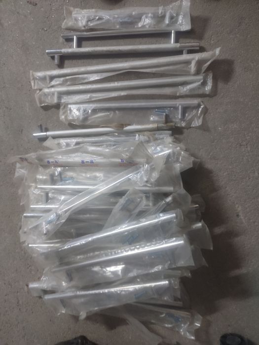 Продам ручки для дверей