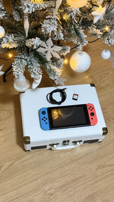 Consola NINTENDO Switch Perfect Functional + FIFA 18  ( doar Offline)