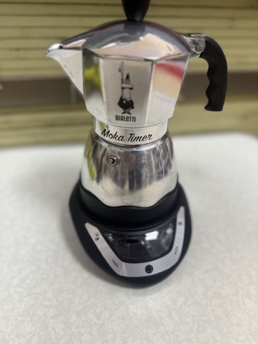 Електрическа мока кафеварка Bialetti Moka Easy Timer