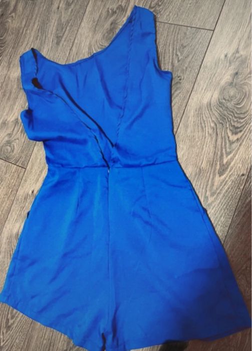 Salopeta scurta Atmosphere