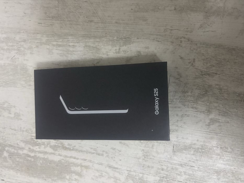 Samsung S25 blue/black sigilat