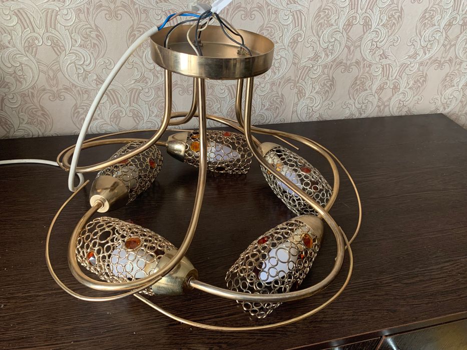 Люстра потолочная 5-ти рожковая