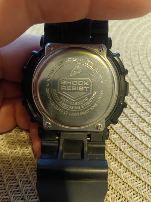 Часовник G Shock