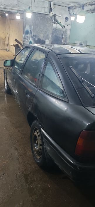 Продам Опель Вектра