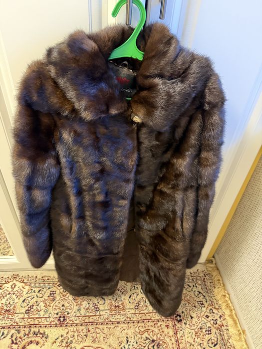 Срочно продам норковую шубу