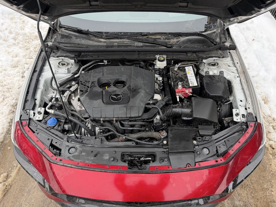Mazda 3 2025 430 KM 1.5 BENZINA AVARIAT / AVARIATE