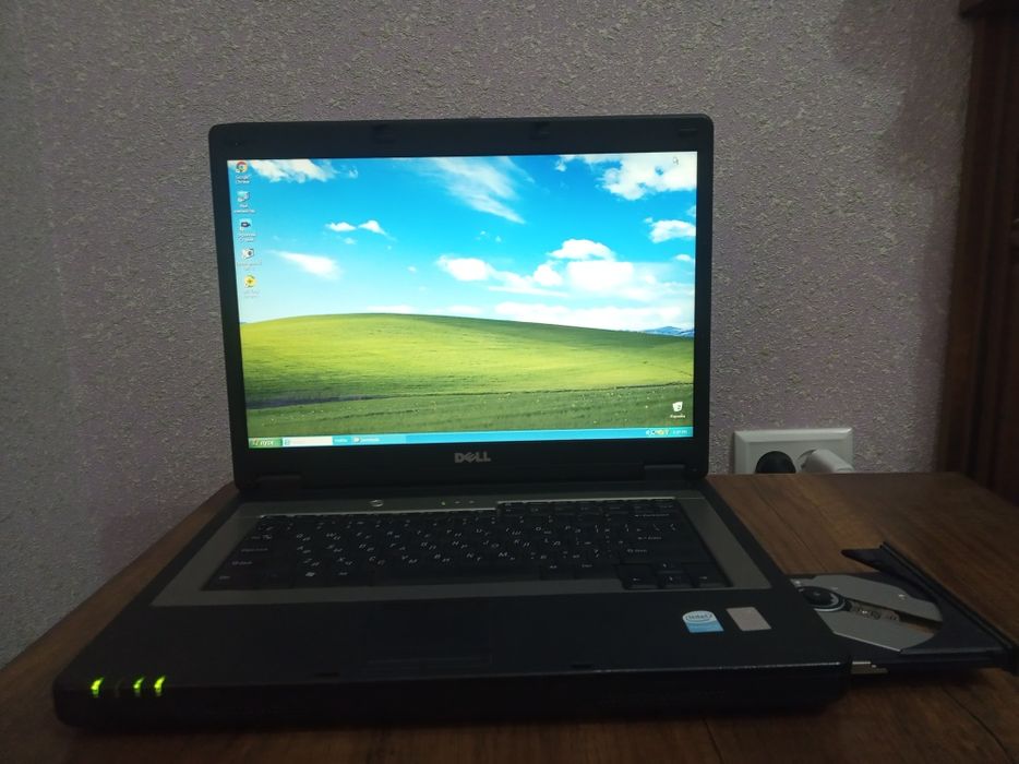 Ноутбук делл 120л