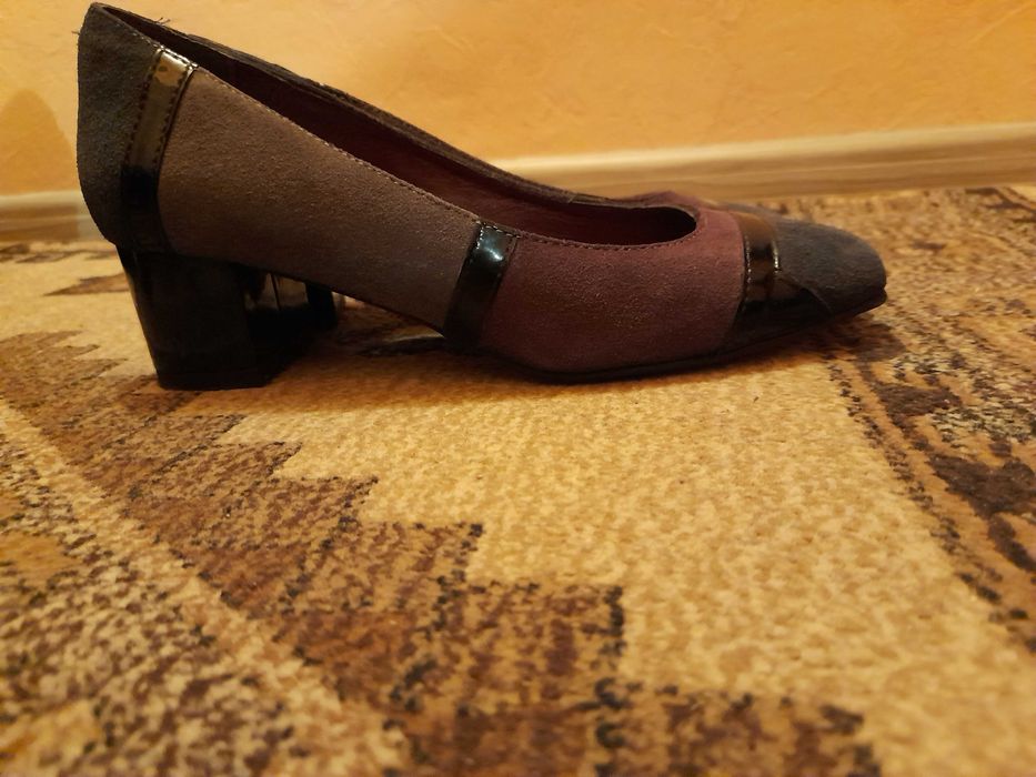 Pantofi dama marimea 37
