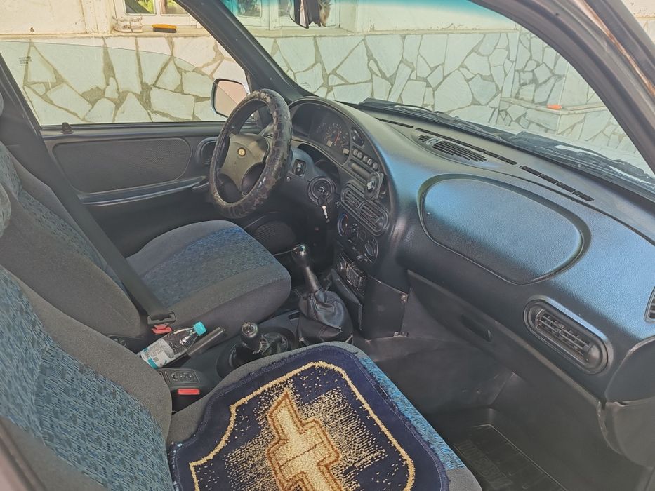 Chevrolet Niva 2005