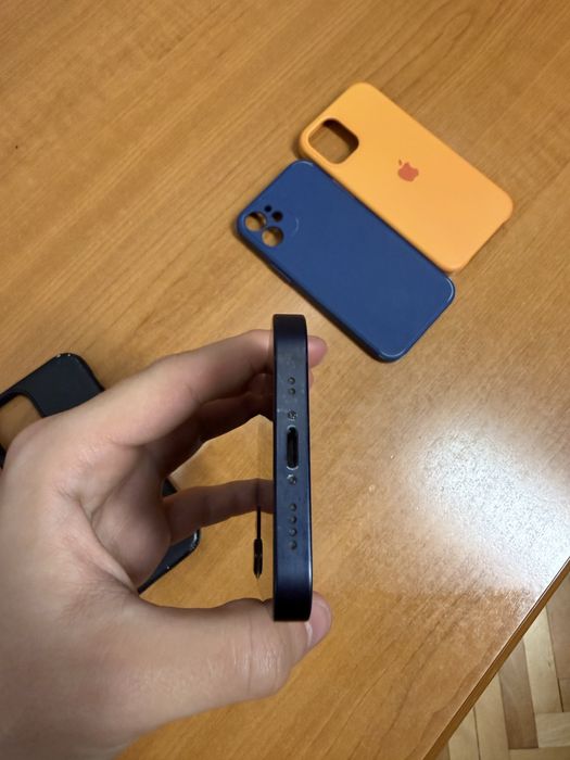 Iphone 12 mini 75% battery health 128gb