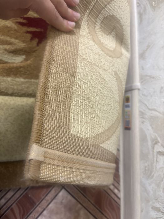 Продаётся ковер в хорошем состоянии